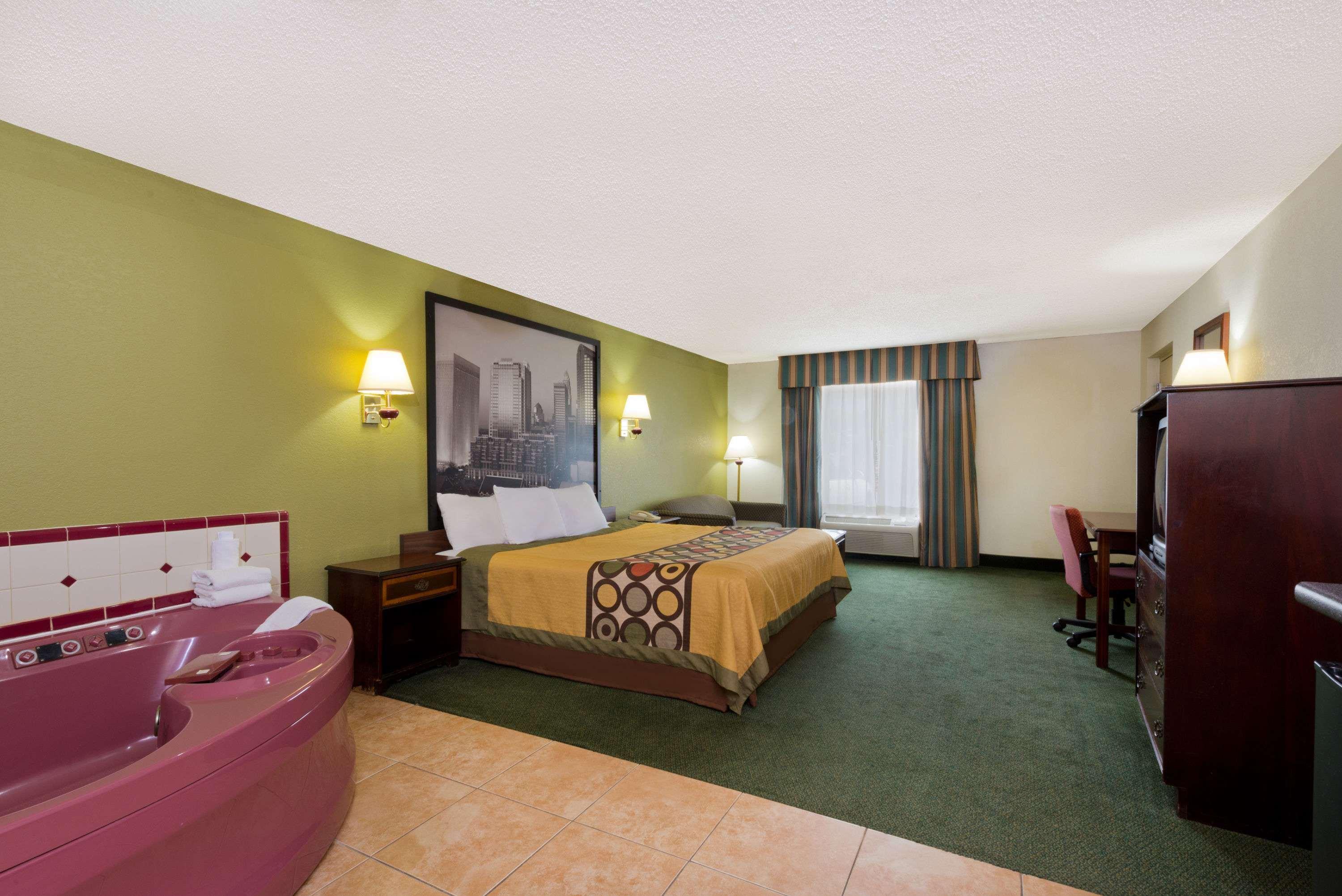 Super 8 By Wyndham Huntersville/Charlotte Area Zewnętrze zdjęcie